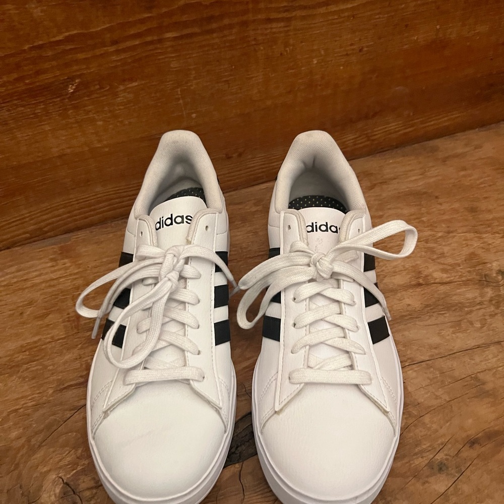 Adidas - Picture 2 of 2